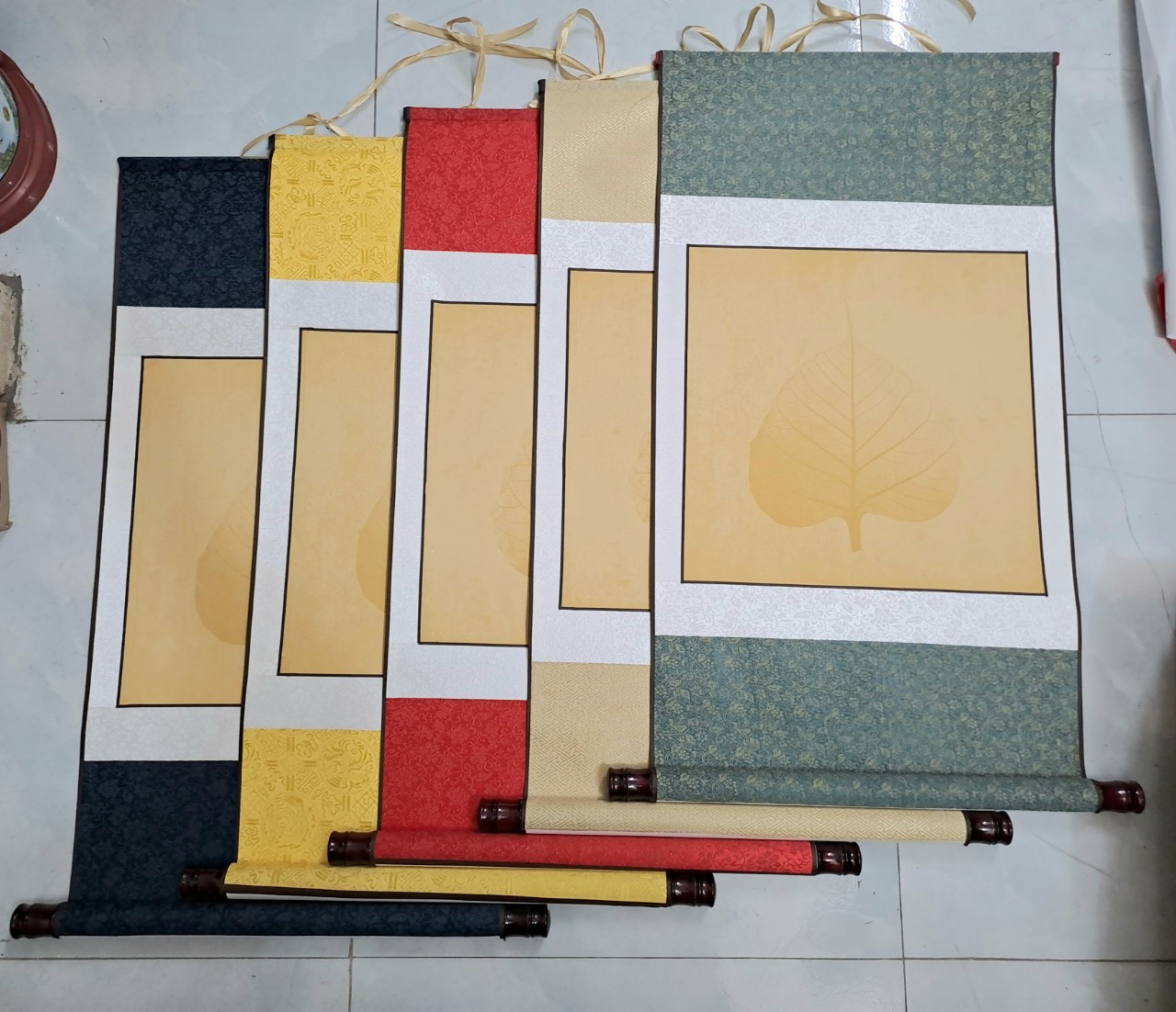 Biểu lá bồ đề bồi lụa 40x75cm