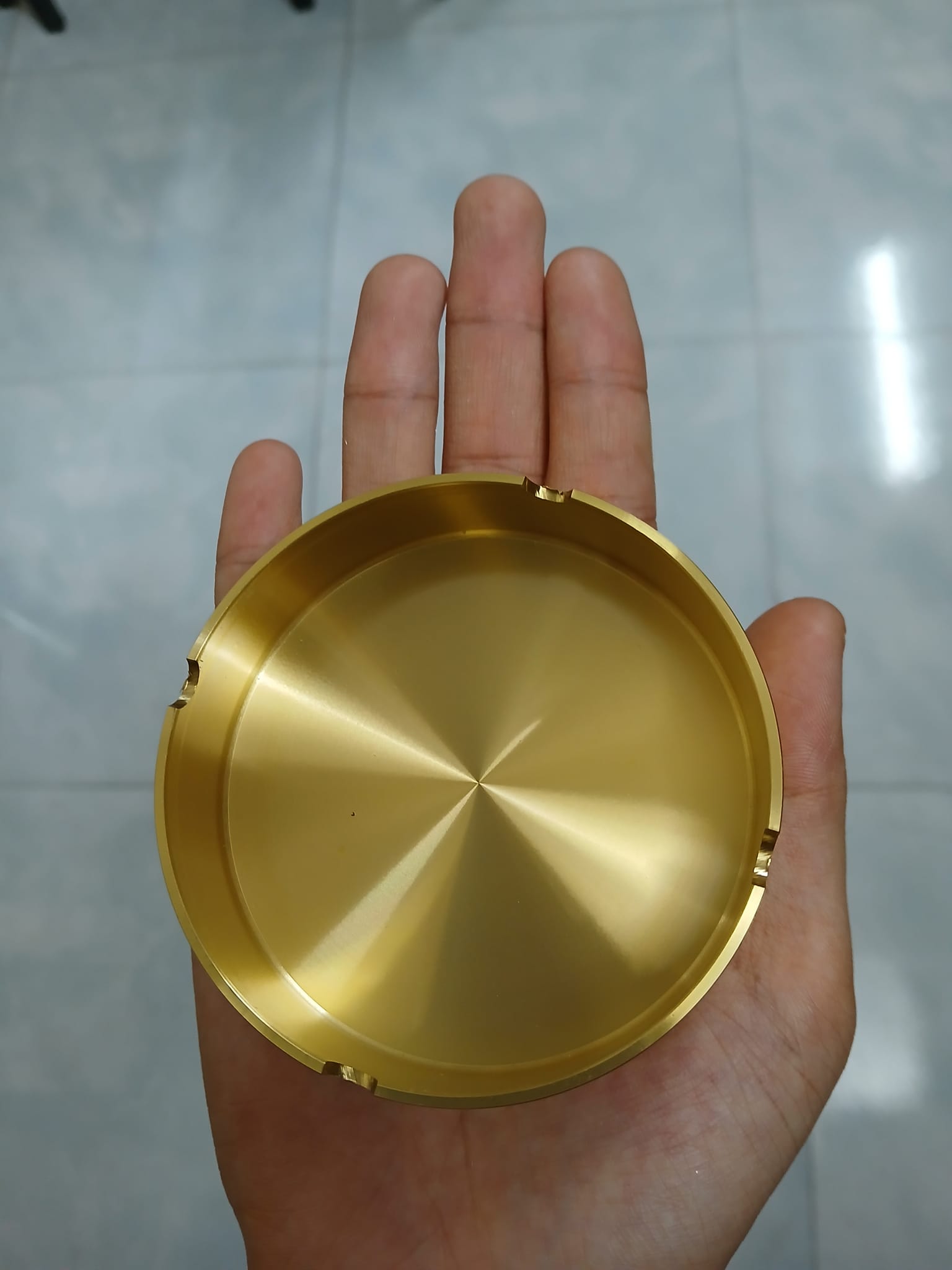 Nghiên đựng mực mạ vàng