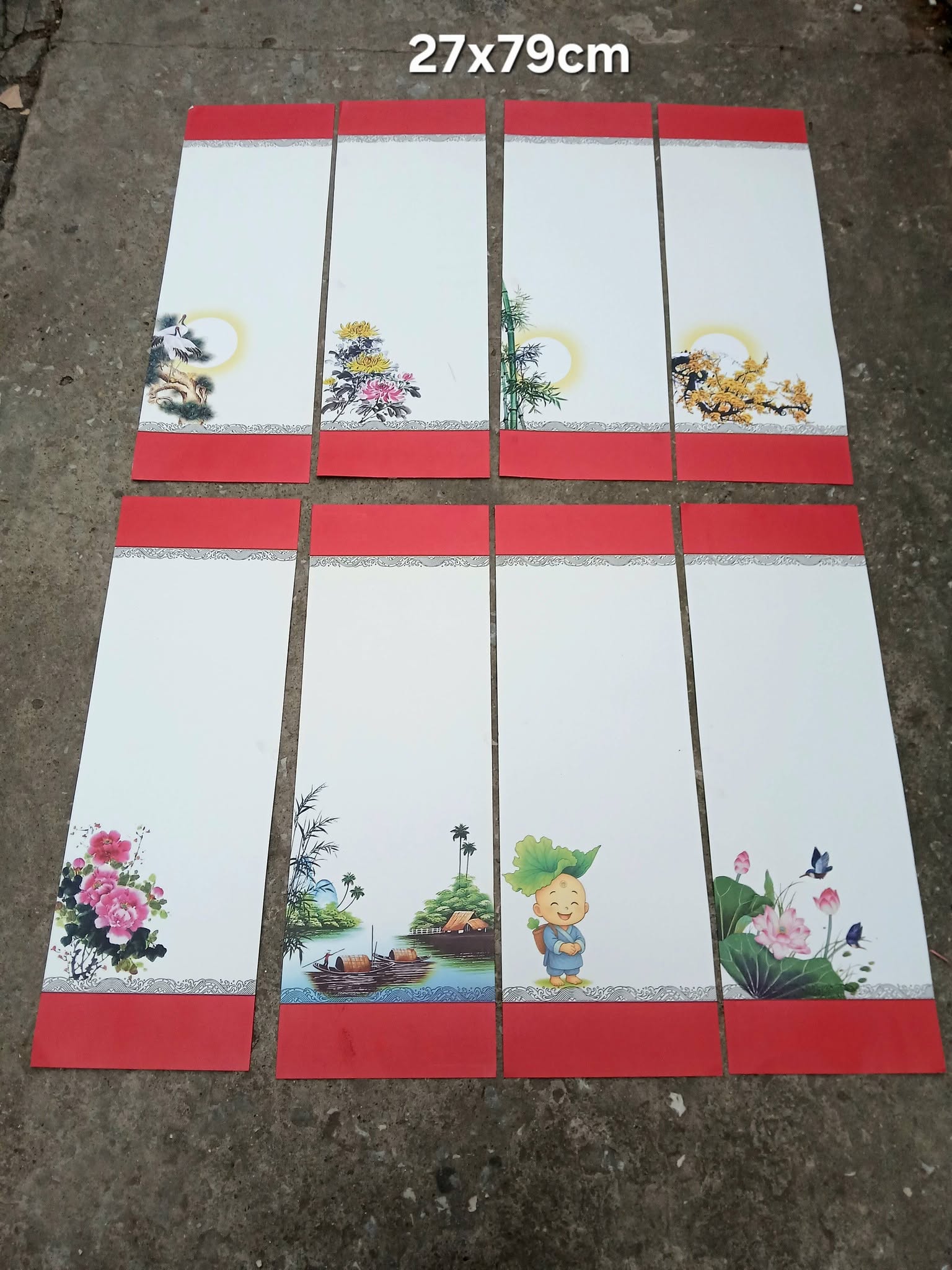 Giấy ốp in cảnh 27*79cm kèm nẹp treo